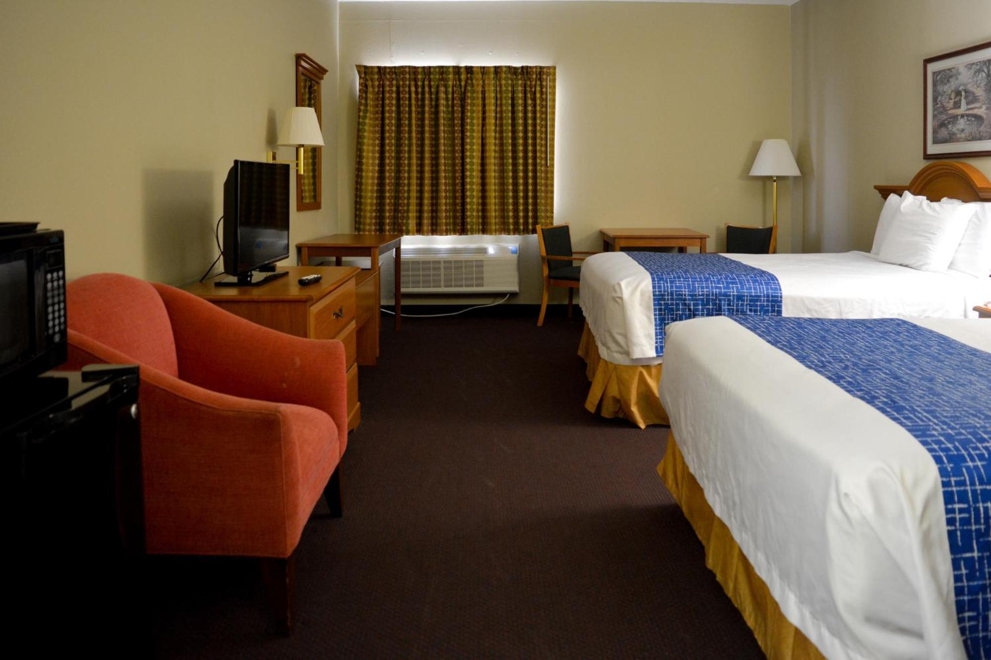 Travelodge By Wyndham St. Louis Berkeley Esterno foto